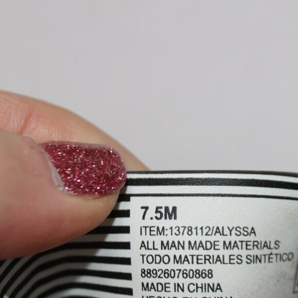 IZOD Alyssa Women's Strap Slide Sandals - Picture 8 of 8